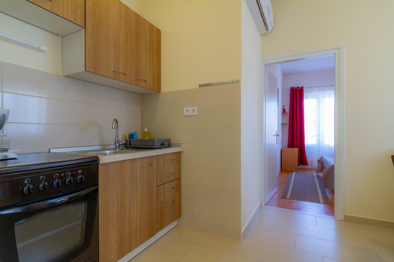 Apartments & Rooms Sanja Rab Town Zewnętrze zdjęcie